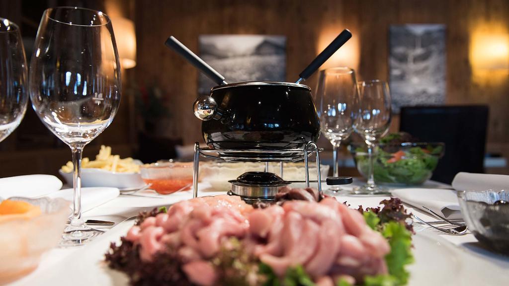 Hotel Des Alpes Superieur Gstaad Eksteriør billede