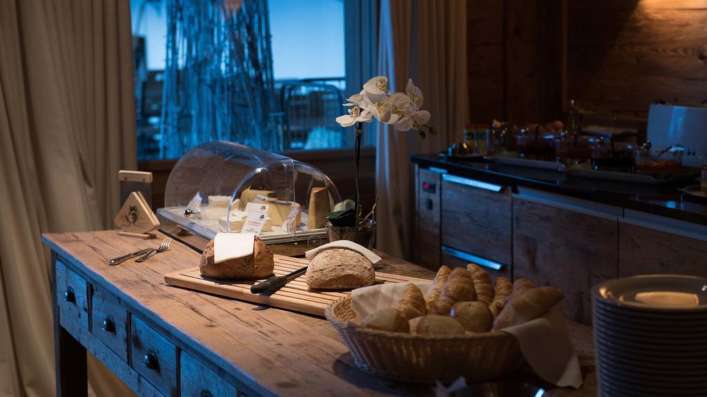 Hotel Des Alpes Superieur Gstaad Eksteriør billede
