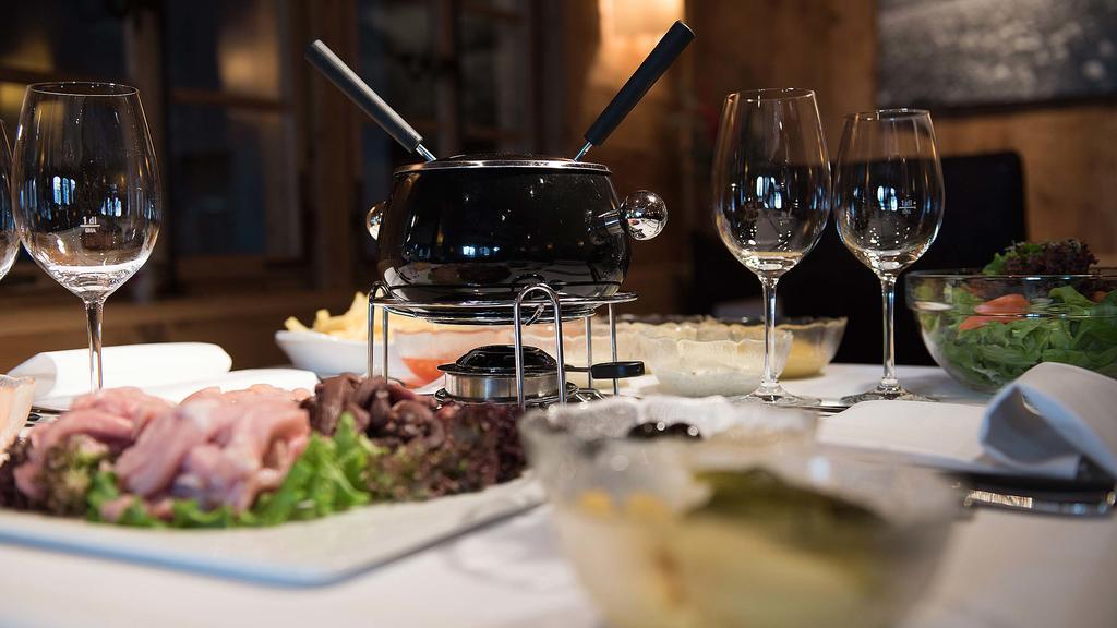 Hotel Des Alpes Superieur Gstaad Eksteriør billede