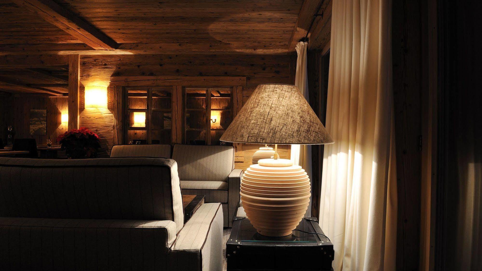 Hotel Des Alpes Superieur Gstaad Eksteriør billede